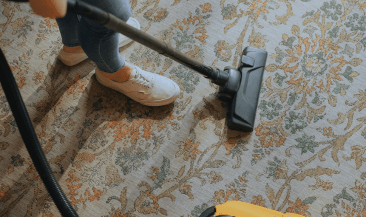 MOVE IN/OUT CLEANING